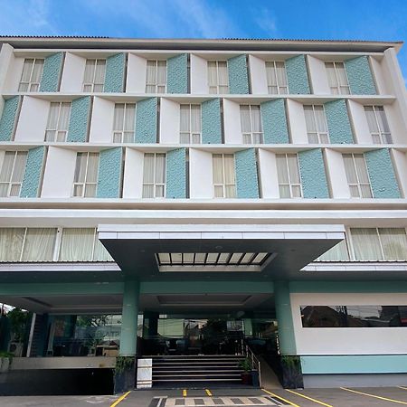 Horaios Malioboro Hotel Yogyakarta Exterior foto